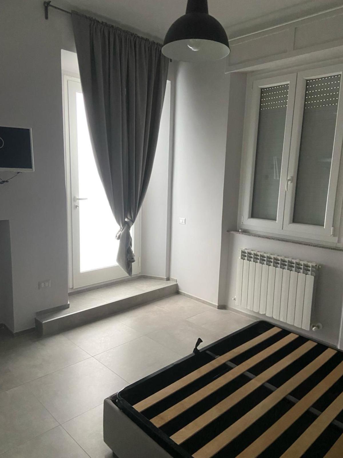 Golden House Apartment *